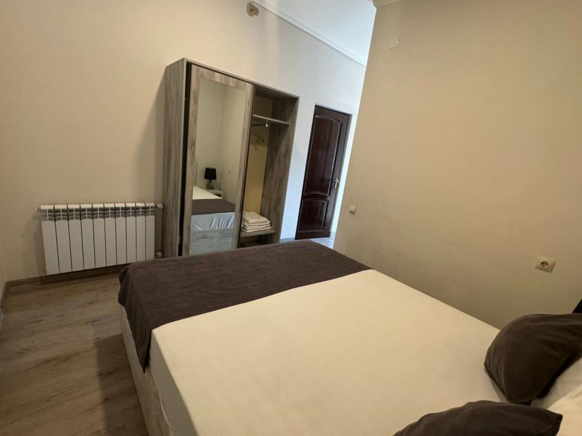 Hotel Menua Erévan Extérieur photo